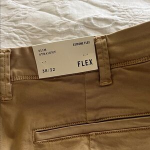 American Eagle Outfitters Flex Slim Straight Khakis